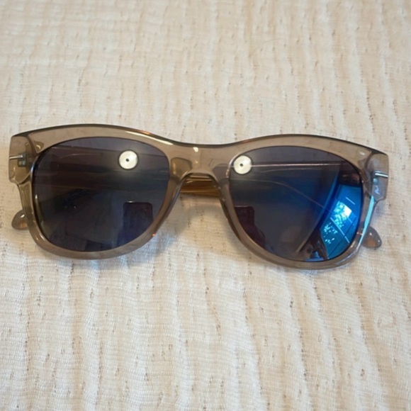 Fossil Brown Sunglasses - Picture 3 of 7